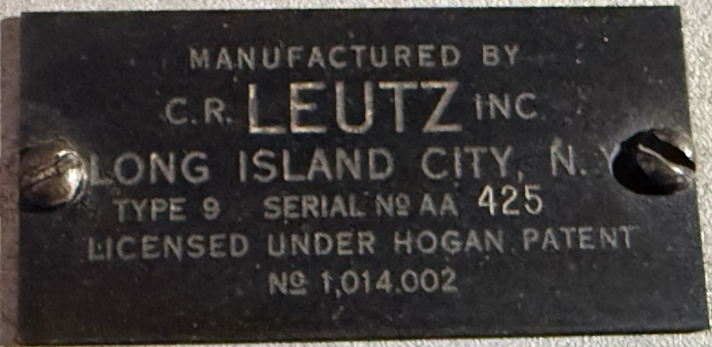 Leutz Phantom Serial Number Plate